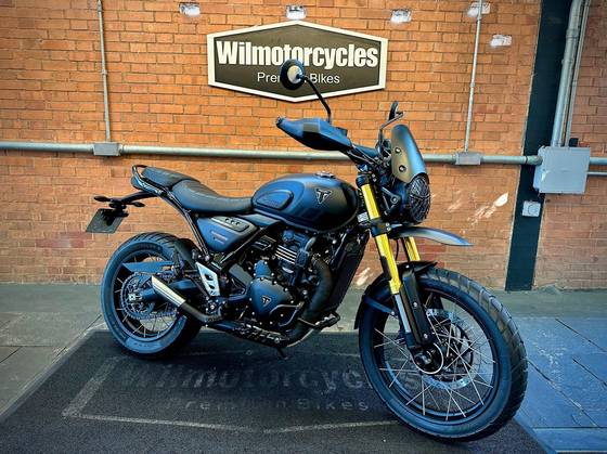 TRIUMPH SCRAMBLER 400 X 